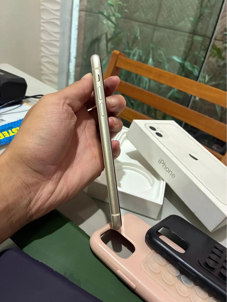 iPhone 11 64gb branco em perfeito estado - Foto 2