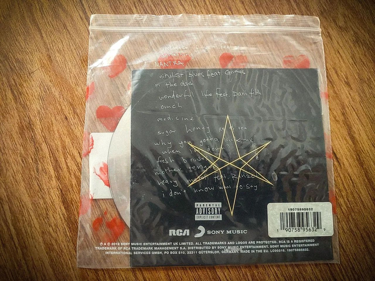 Bring Me The Horizon - amo | CD AUTOGRAFADO | Edição Limitada - Foto 2