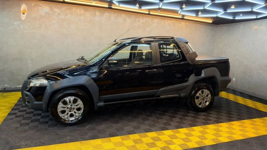 Fiat Strada Adv.ext./ Ext. 1.8 Locker Flex CD 2011 - Foto 3