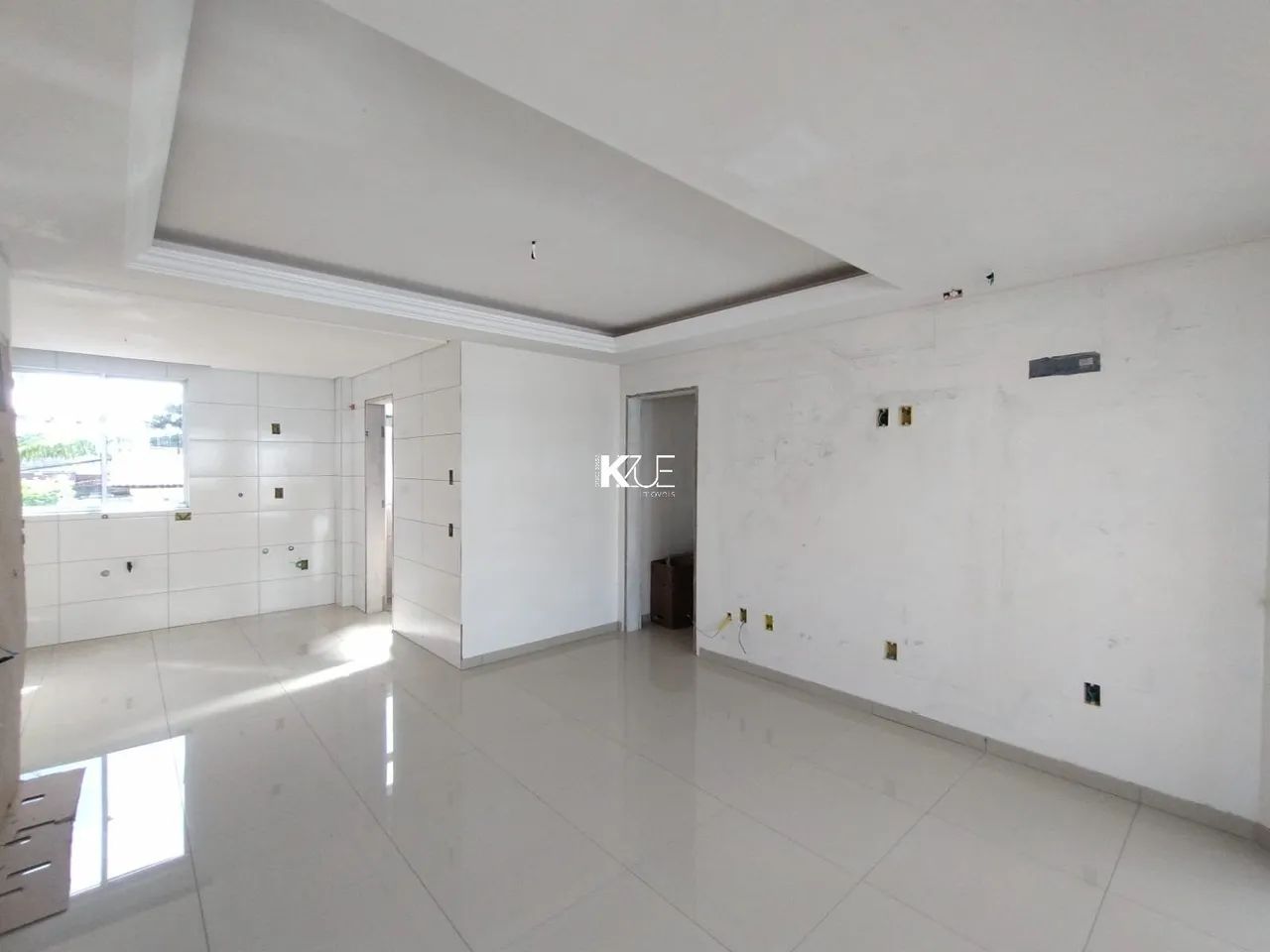 Excelente oportunidade em Capoeiras! Apartamento totalmente reformado, com 88m² de área pr