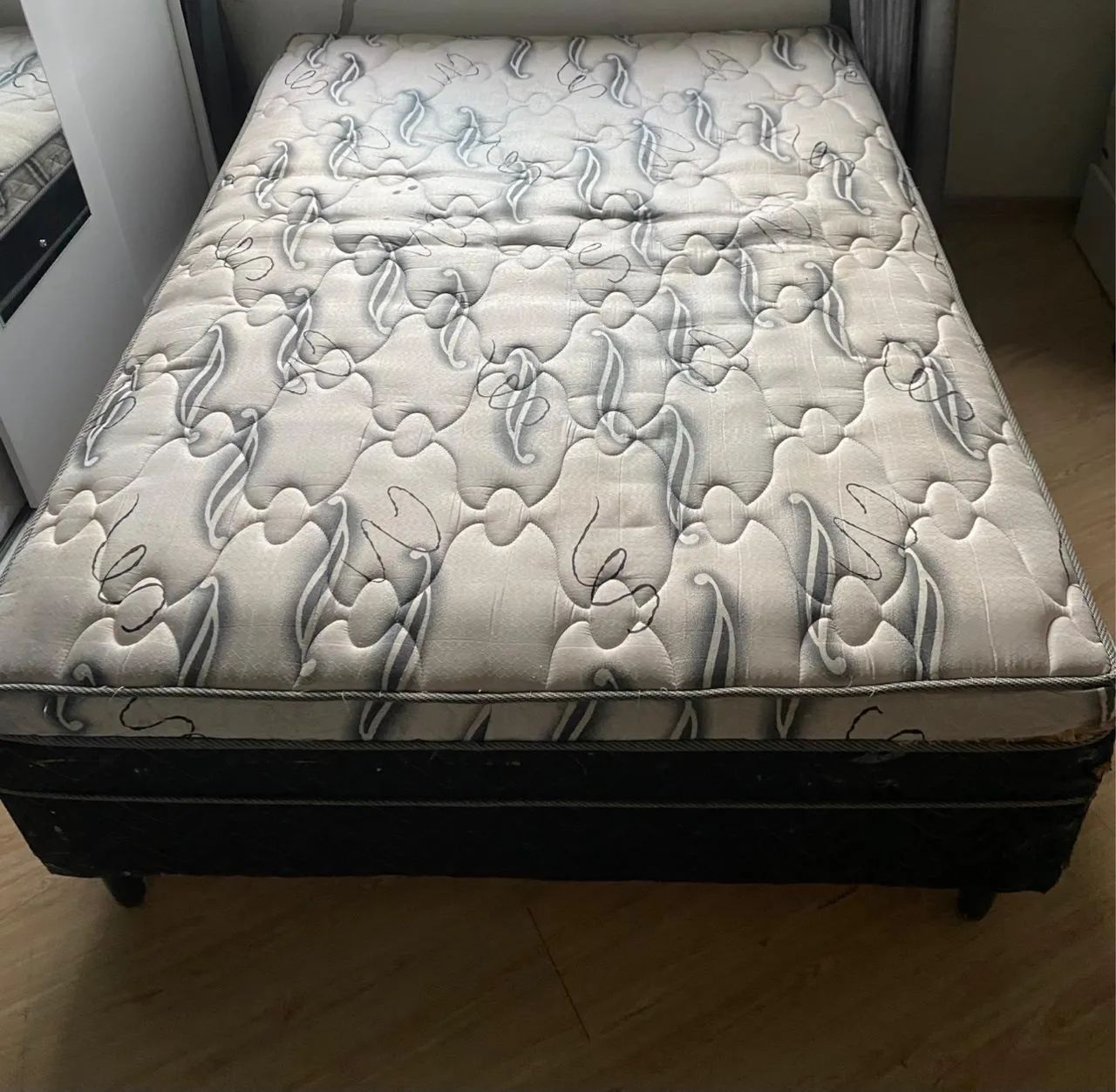 Vendo cama box casal  - Foto 3