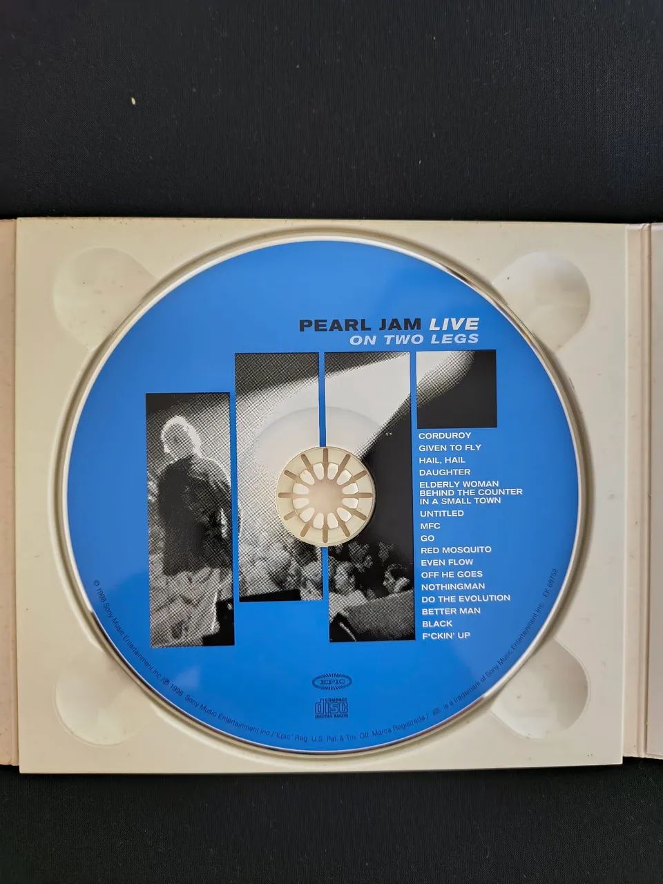 CD Pearl Jam "Live on Two Legs" - Foto 4