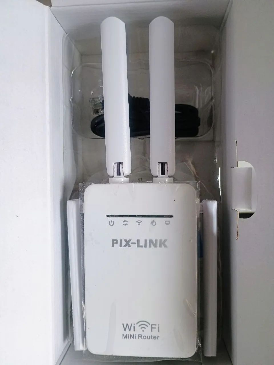 Repetidor de sinal Wi-Fi 300mbps com 4 antenas / SUPER PROMOÇÃO 