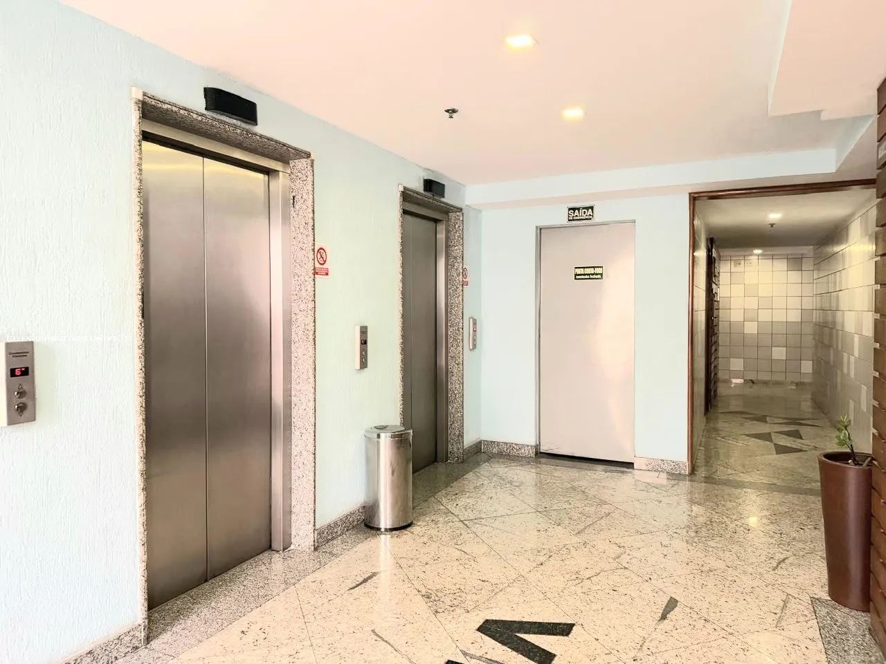 Sala Comercial para Venda em Nova Iguaçu, Centro, 1 banheiro - Foto 3