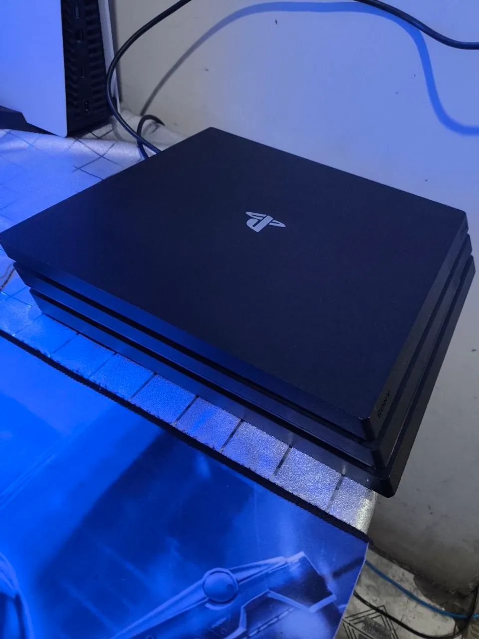 Ps4 pro 1TB impecável - Foto 5