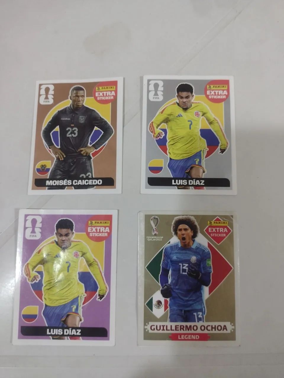 Figurinhas legends 2022 e 2026