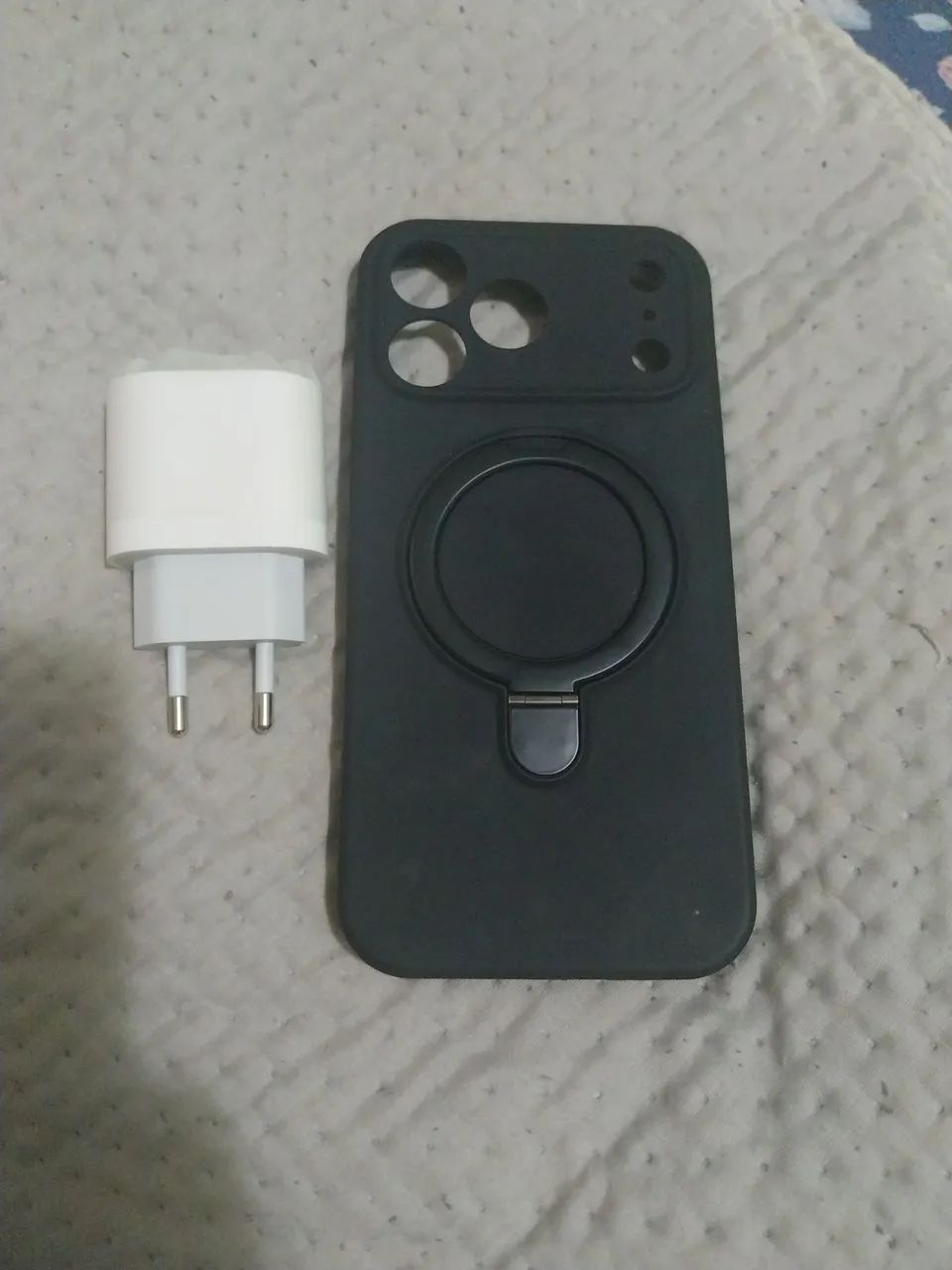 Carregador iPhone 17 pro Max e capa