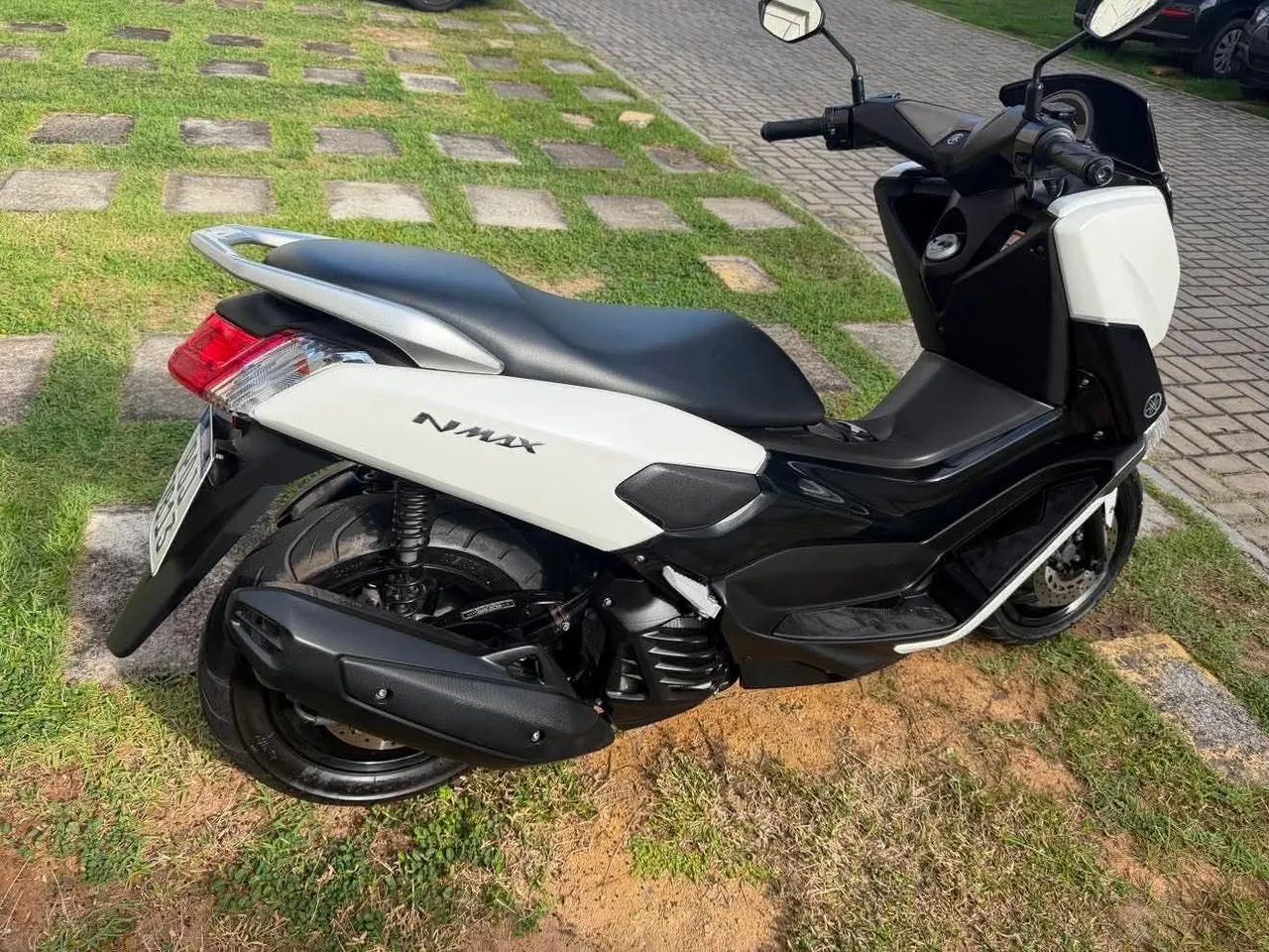 Yamaha NMax  - Foto 4