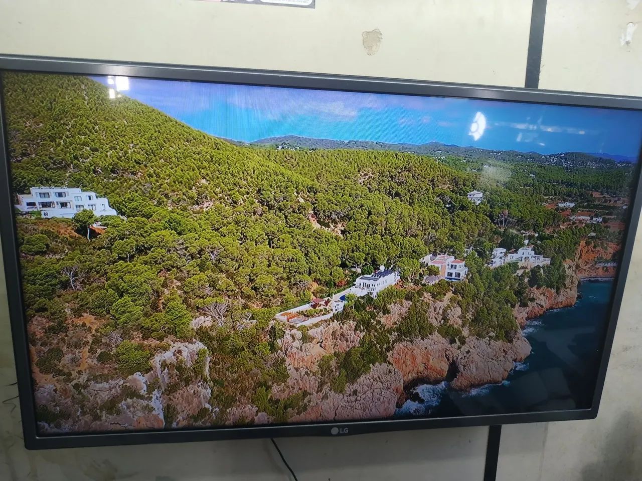 Tv LG Smart de 32 polegadas  - Foto 4