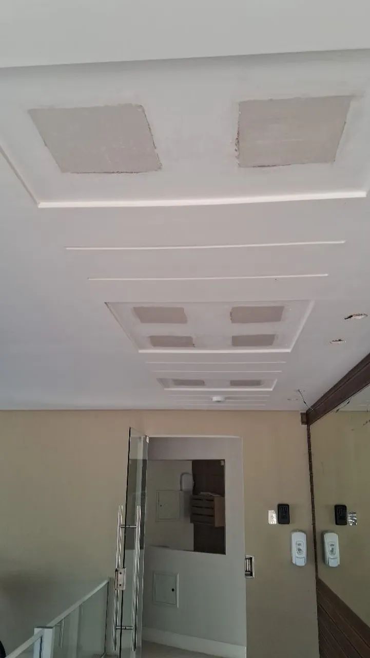Reparos em gesso moldura - Foto 4