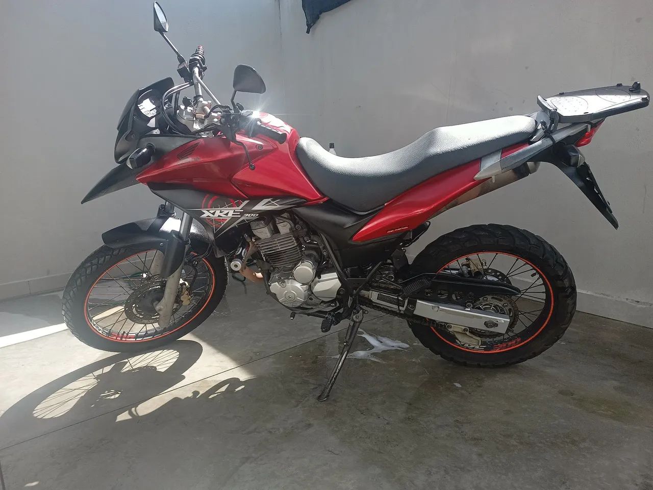 XRE 300
