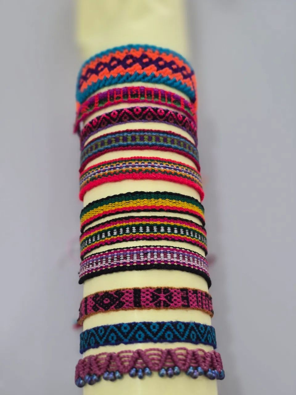 pulseiras artesanais - Foto 2