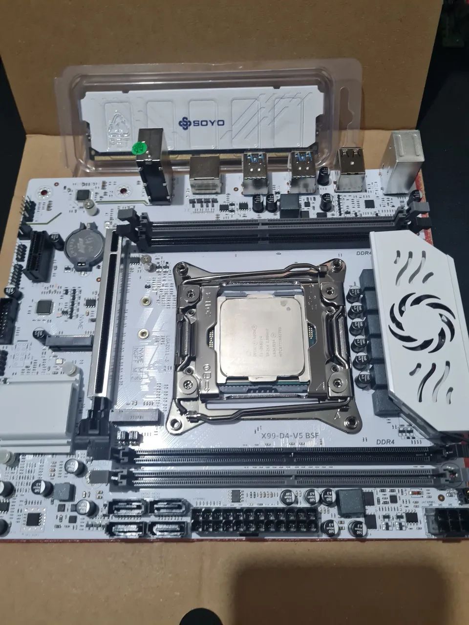 Kit xeon 2682 v4 + 8 gb ram