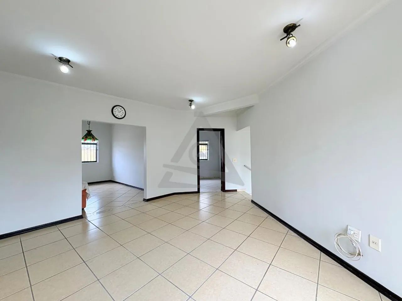 Casa para alugar em Campinas, Chácara Primavera, com 4 quartos, com 357 m² - Foto 4