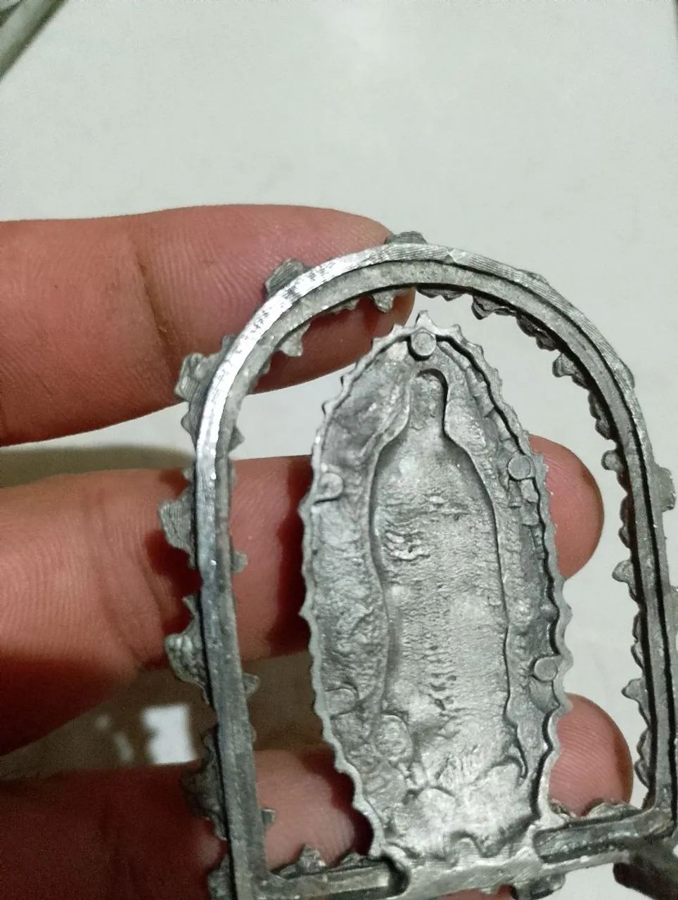 Crusifixos e artigos religiosos (obra de arte ) - Foto 4
