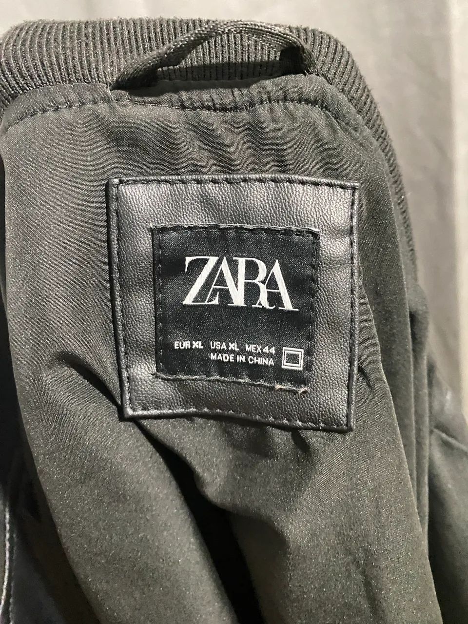 jaqueta de couro ZARA - Foto 2