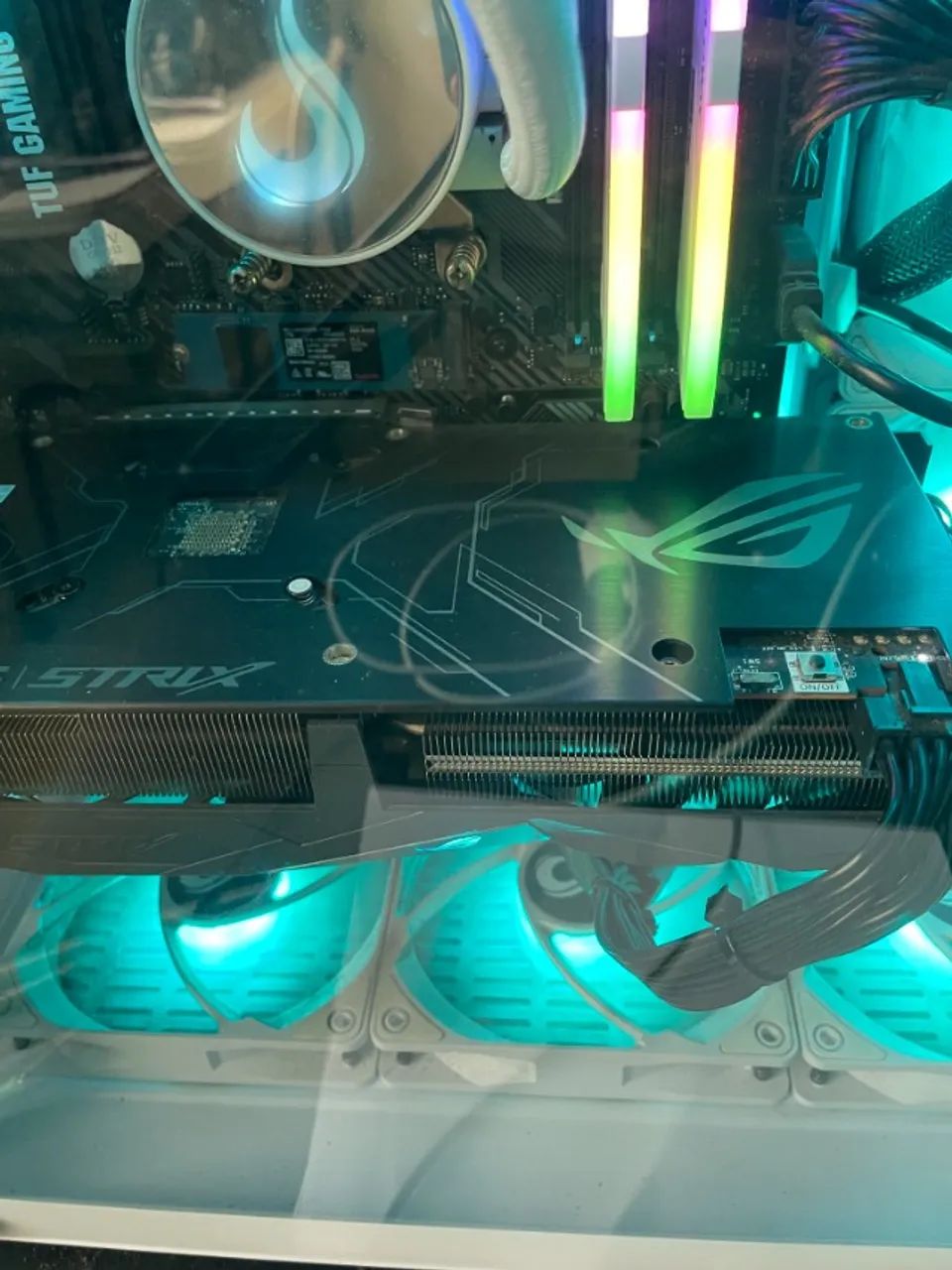 Placa de vídeo AMD Radeon RX 5500 XT - Foto 4
