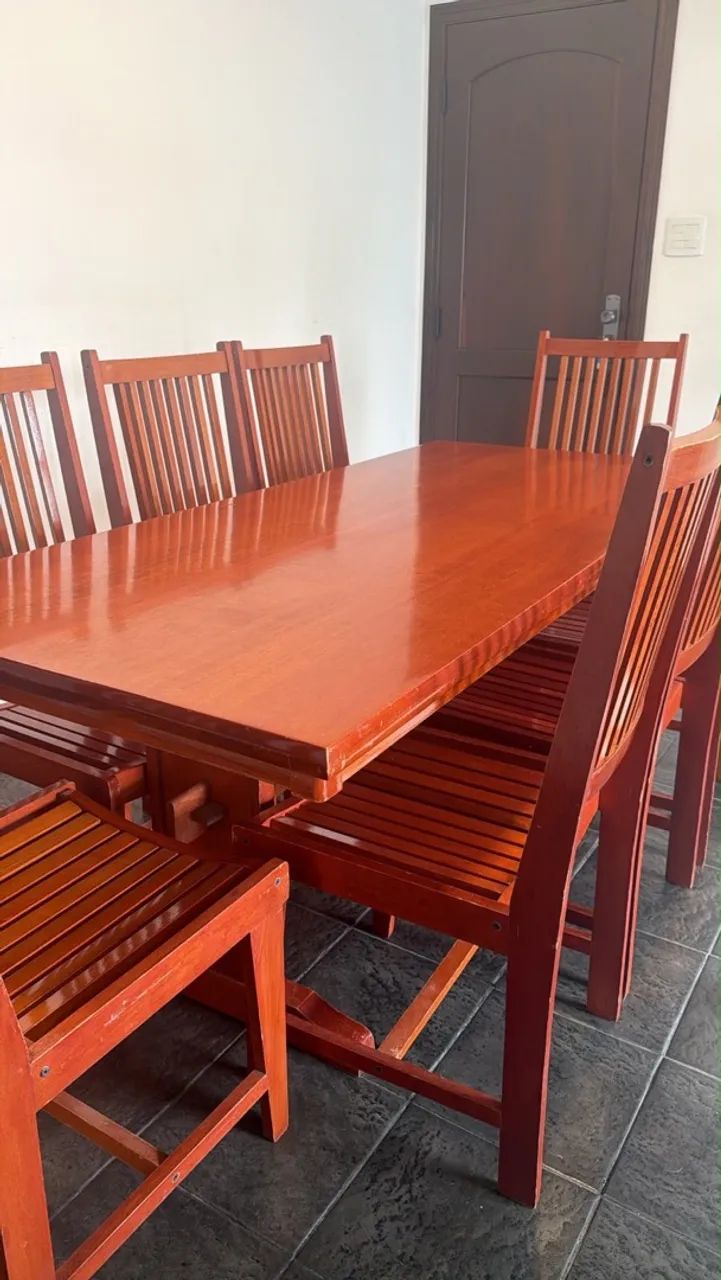 MESA EM MADEIRA MACIÇA  - Foto 2