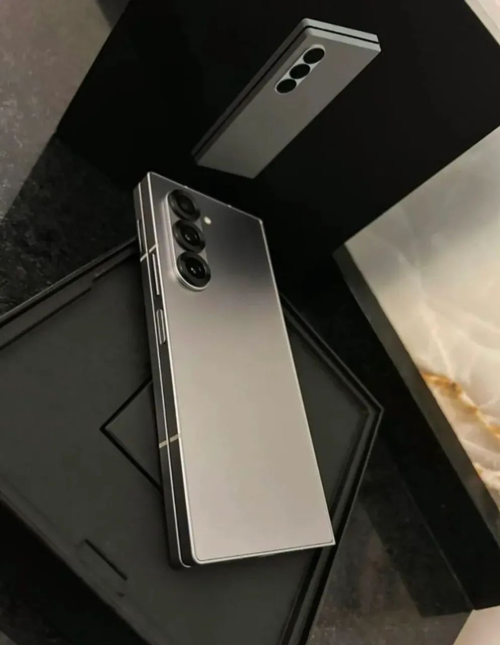 Samsung Zfold 6 - Foto 3