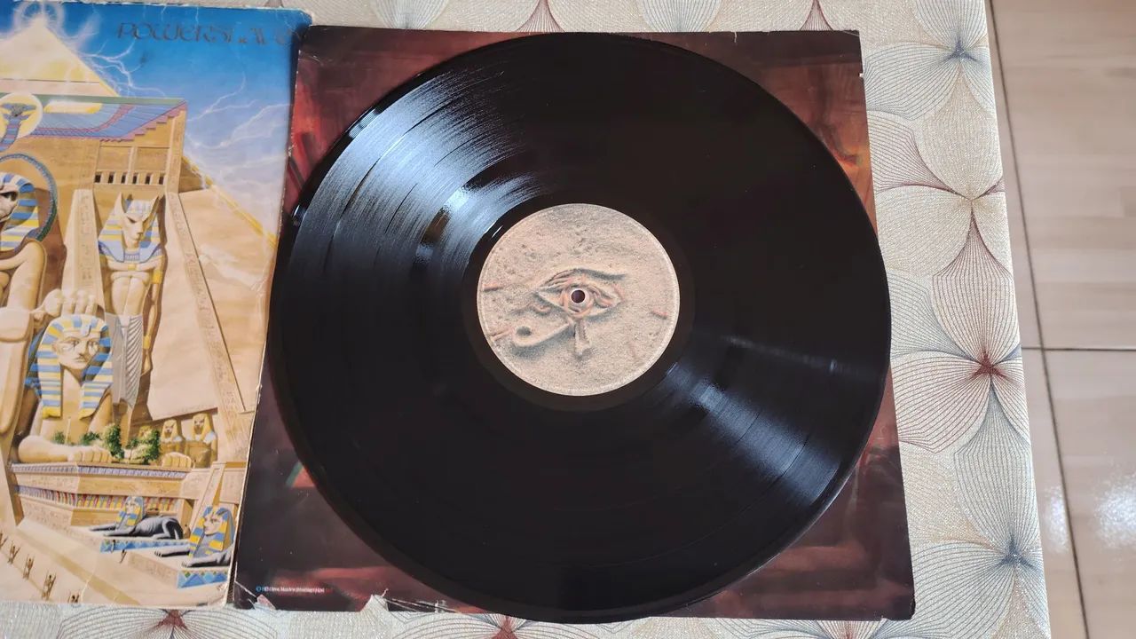 LP IRON MAIDEN - Powerslave (de época) - Foto 5