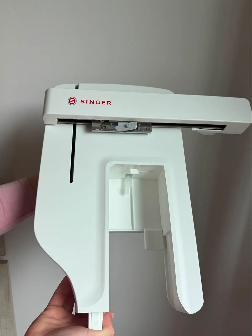Máquina de Bordado e Costura Singer SE9185 - Nova, sem uso  - Foto 4