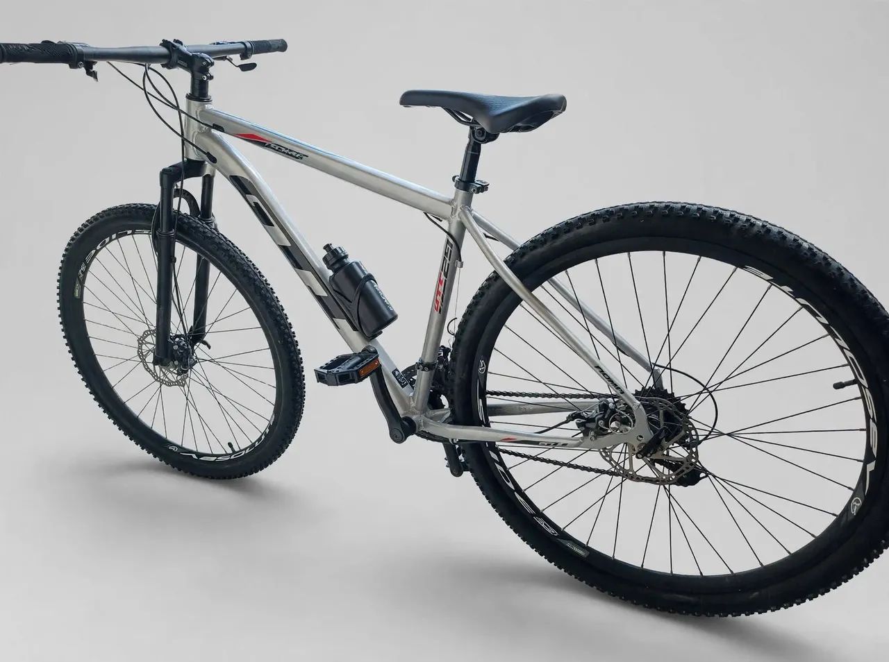 Vendo Bicicleta aro 29  - Foto 2