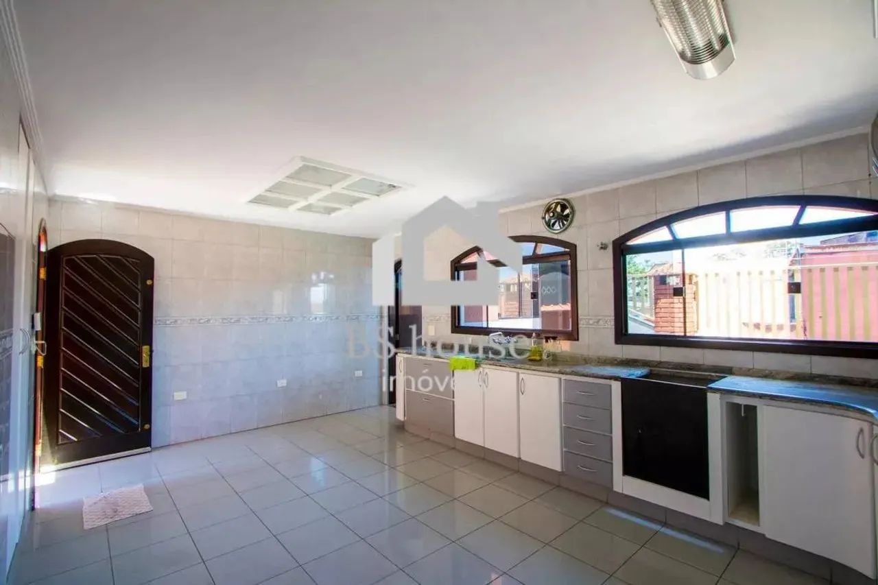 Sobrado com 262m² , 3 dormitórios, 1 suíte 7 vagas - Parque Marajoara - Foto 8