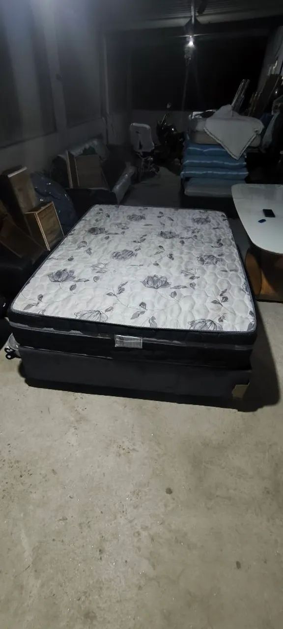 Cama de Casal com ótima Base semi nova - Foto 2