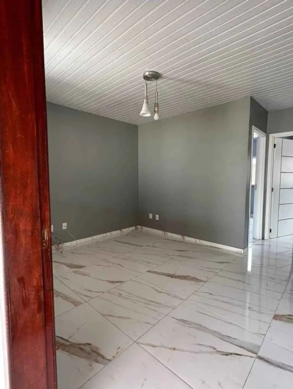 - CASA À VENDA BEM LOCALIZADA - Foto 2