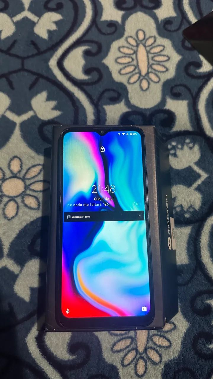 Motorola Moto E7 Plus - 64GB / 4GB RAM (Com Caixa)