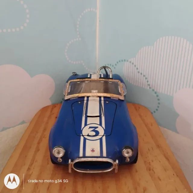 Miniatura Shelby Cobra 427 - escala 1:24 - Sunnisyde