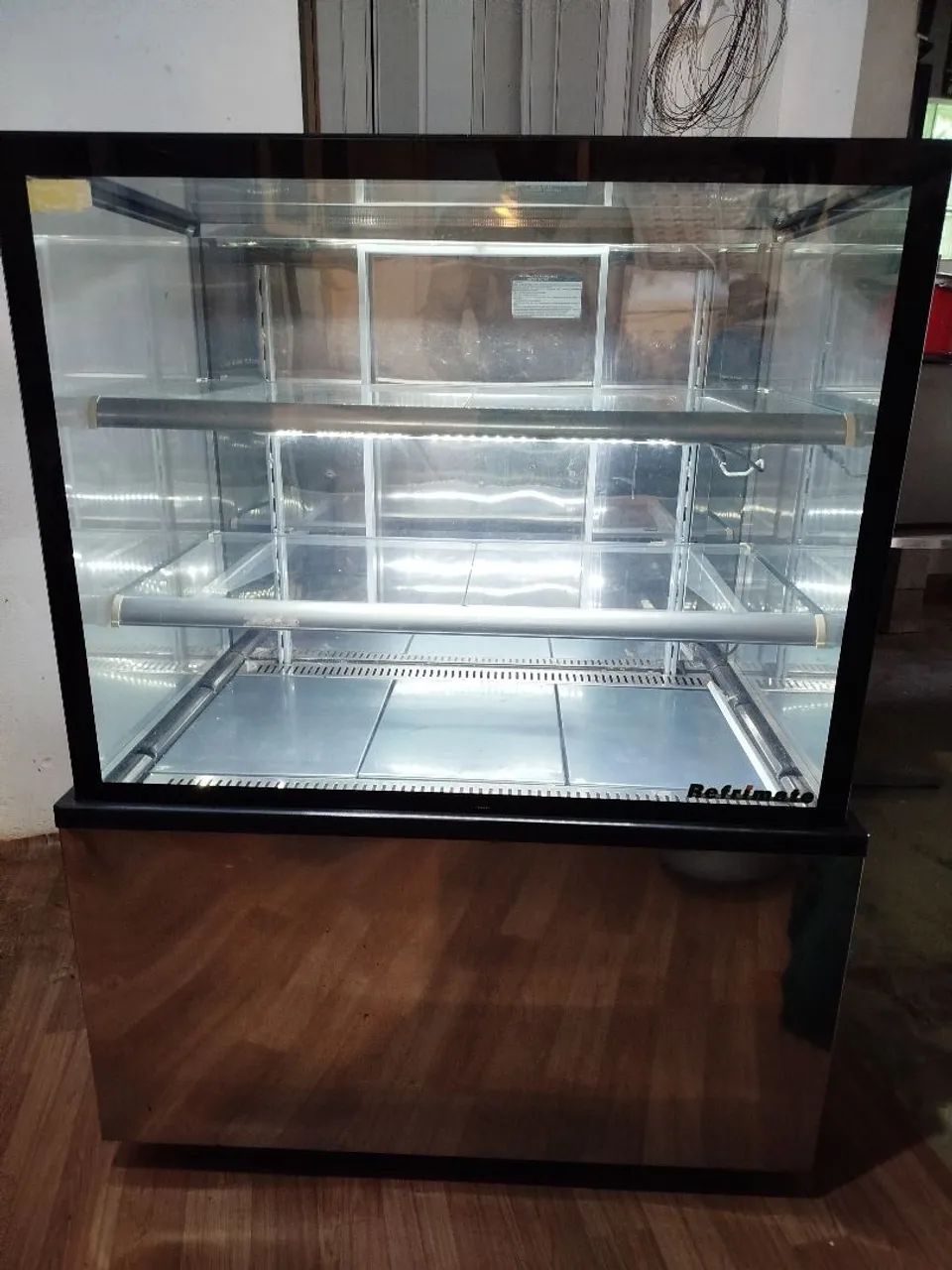 Balcão vitrine refrigerado - Foto 2