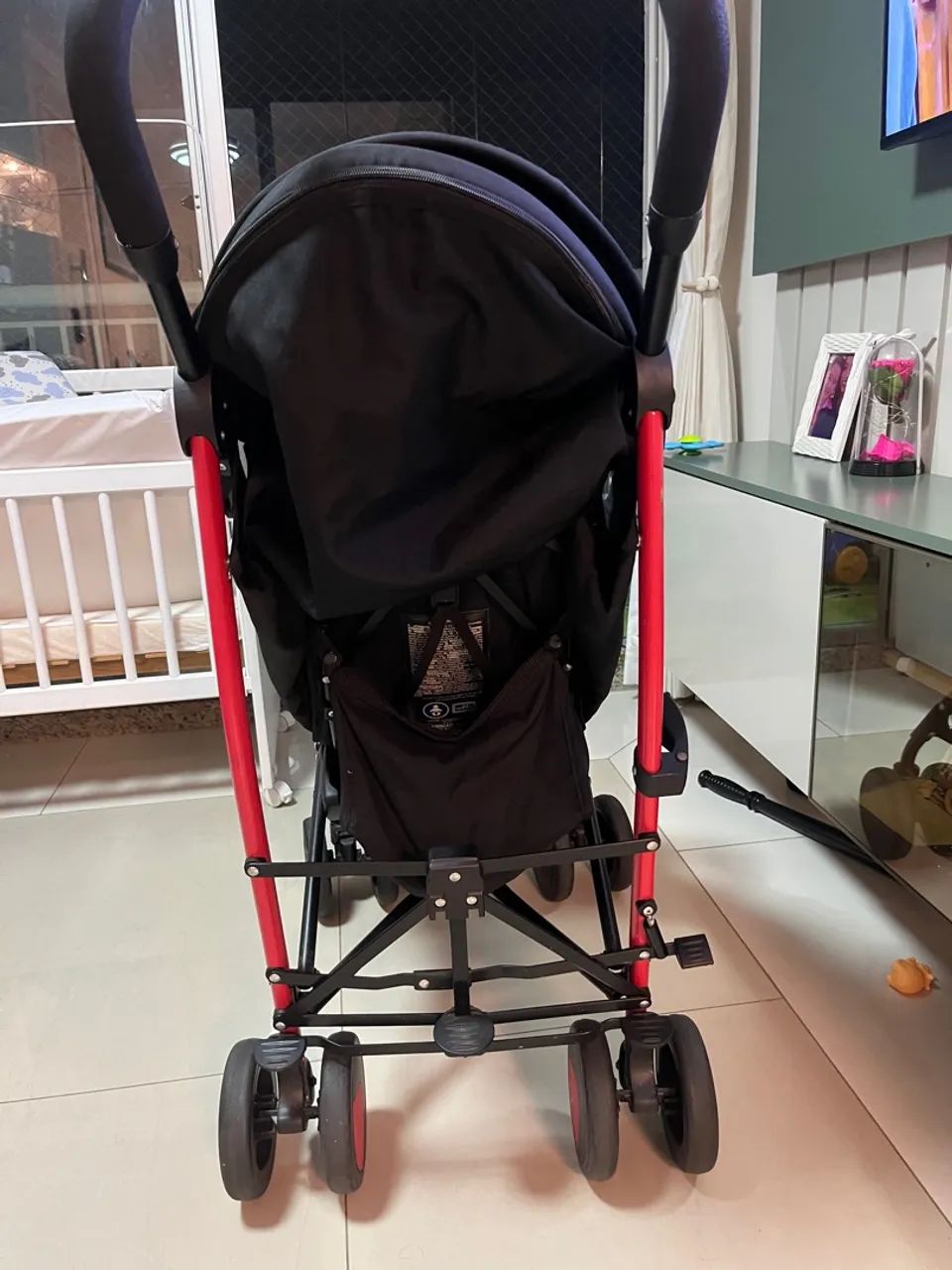 Carrinho guarda chuva chicco - Foto 4