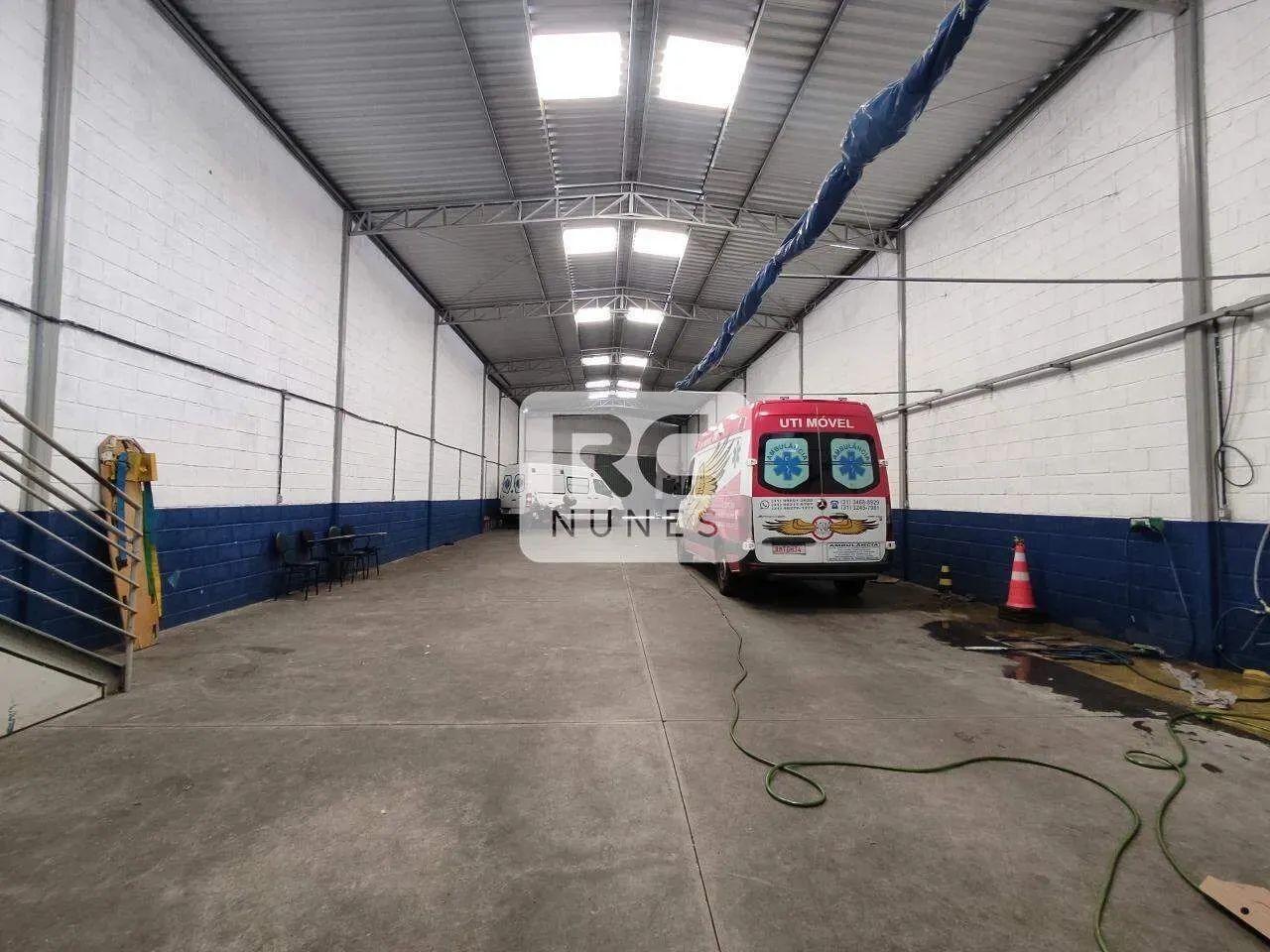 Galpão com 500 m² no São Francisco