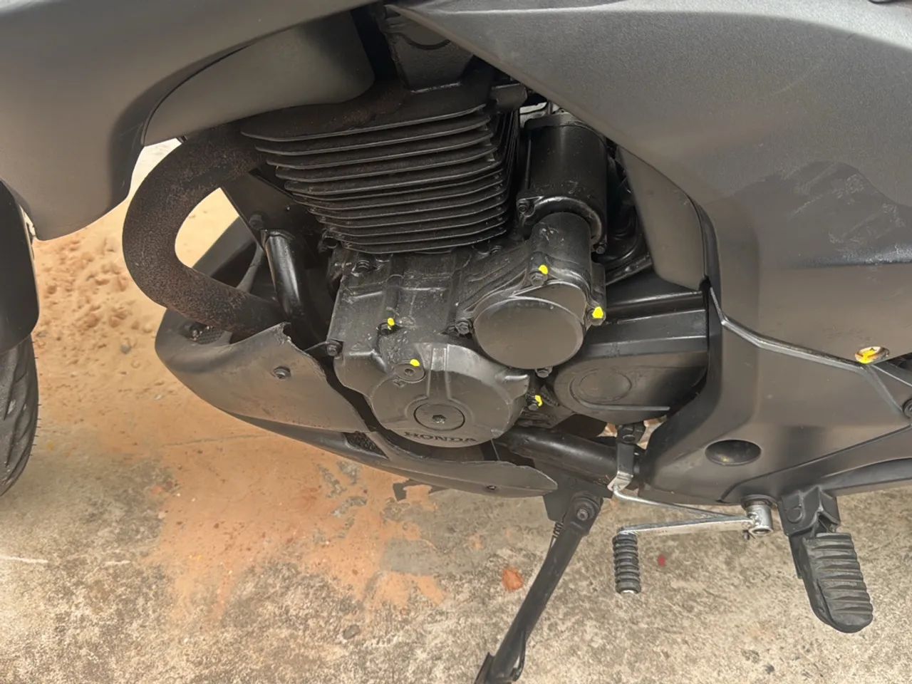 HONDA CB 300R - Foto 4