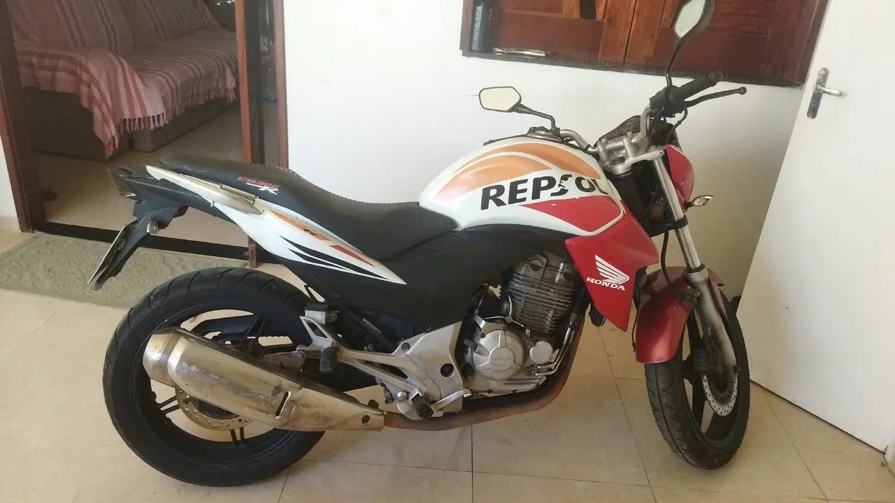 Cb 300 ano 2013  - Foto 2