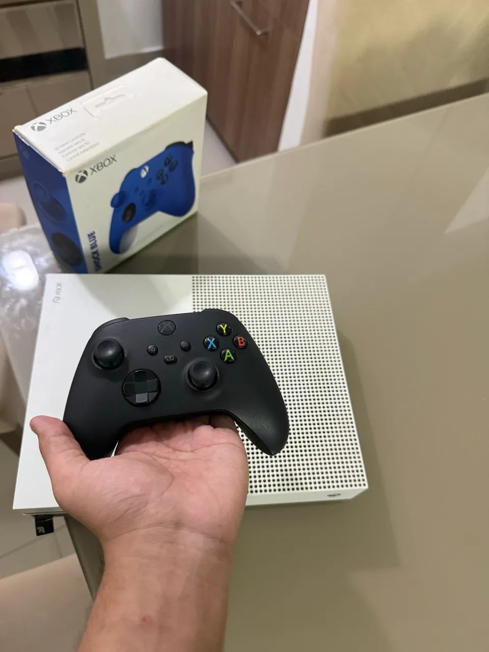 XBOX ONE S COM MANETE SÉRIES S