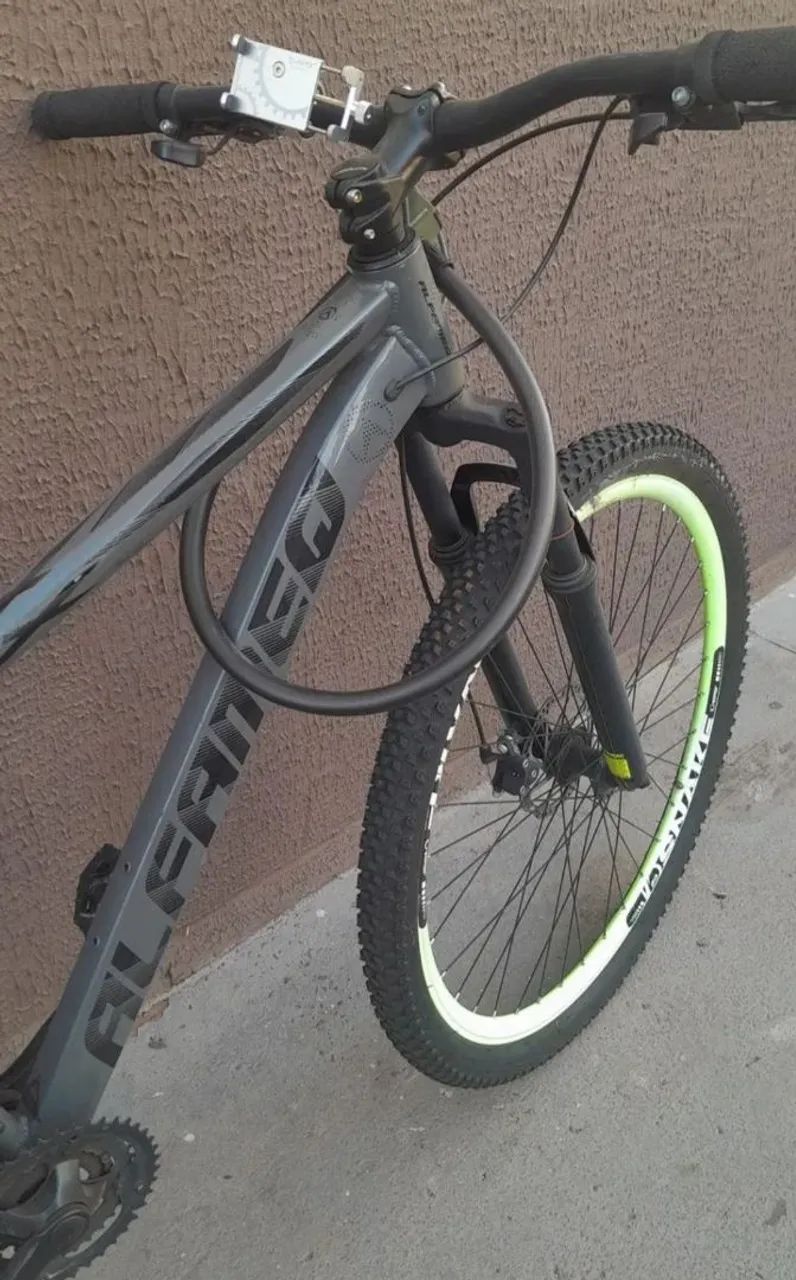 Vendo bicicleta super nova aro 29 - Foto 2
