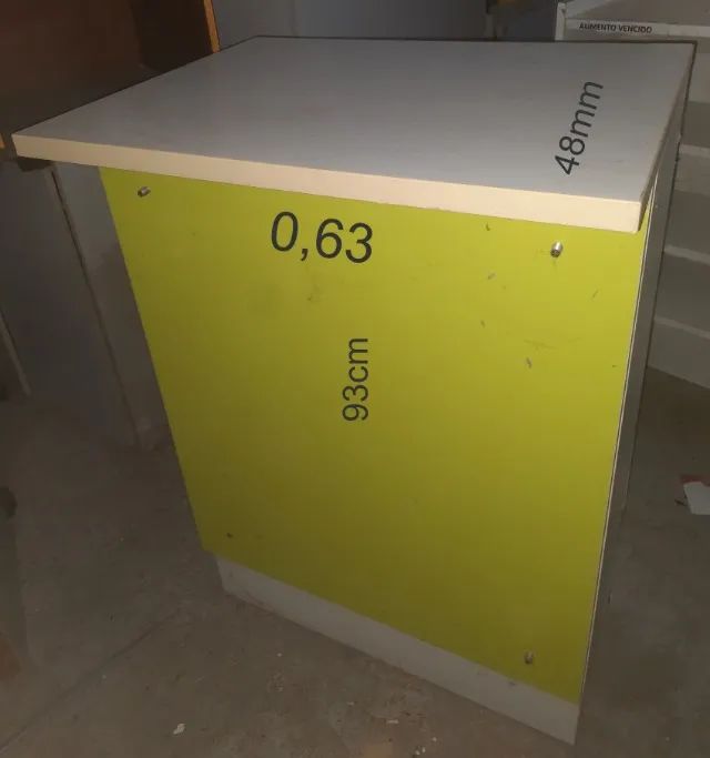 Armário Balcão com Porta para Comércio