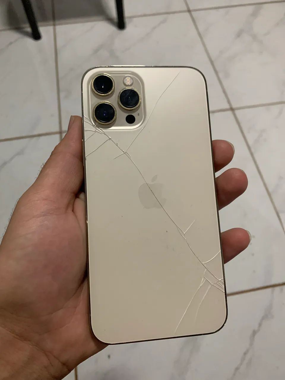 iPhone 12 Pro Max - Foto 2