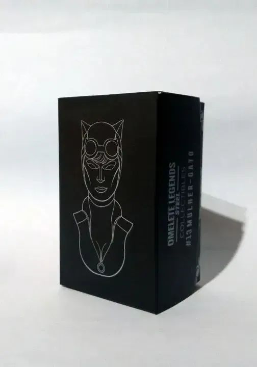 Dc Comics Catwoman Omelete Box - Busto Metal Oficial. - Foto 2
