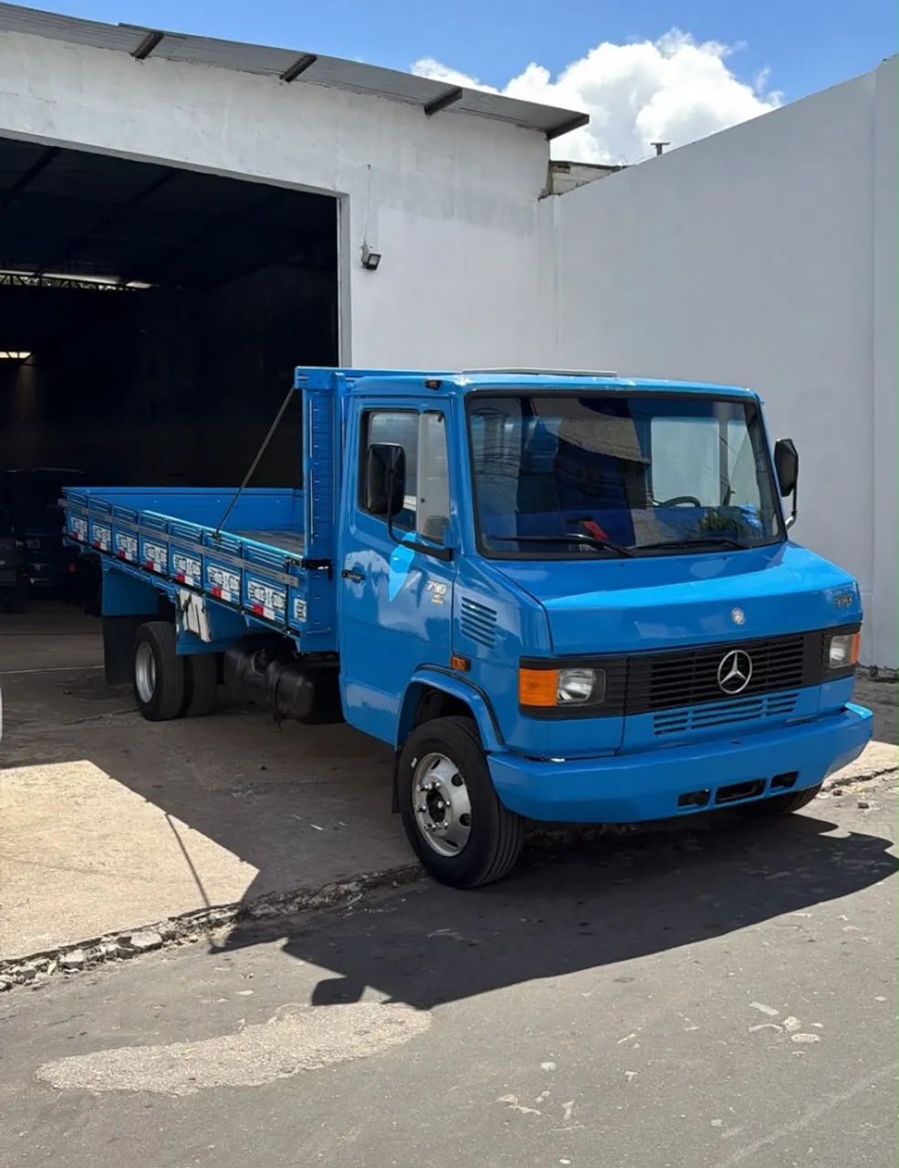 Mercedez 710 2002 - Foto 2