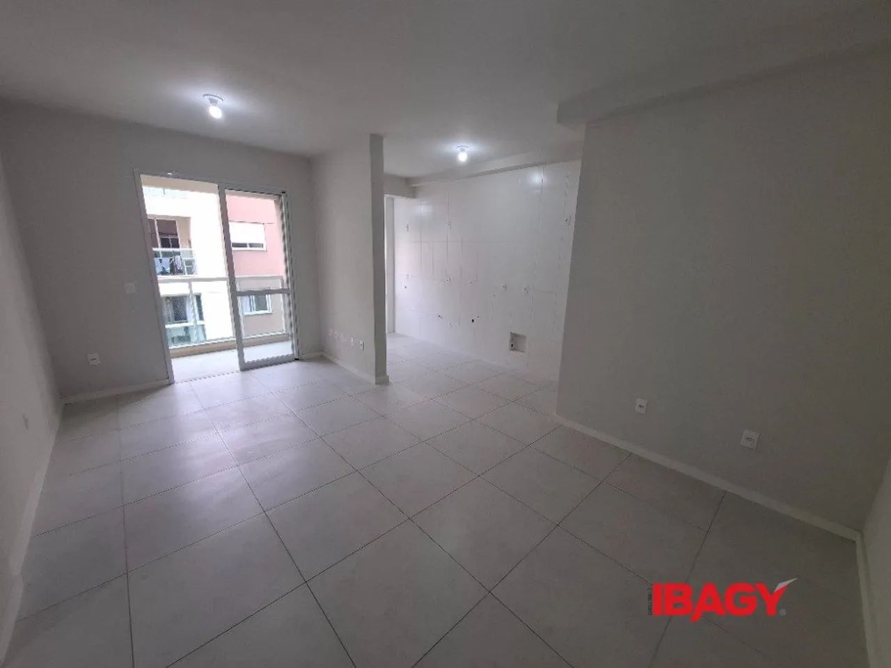 Excelente Apartamento 2 dormitório(s) em Praia Comprida - São José - Foto 3
