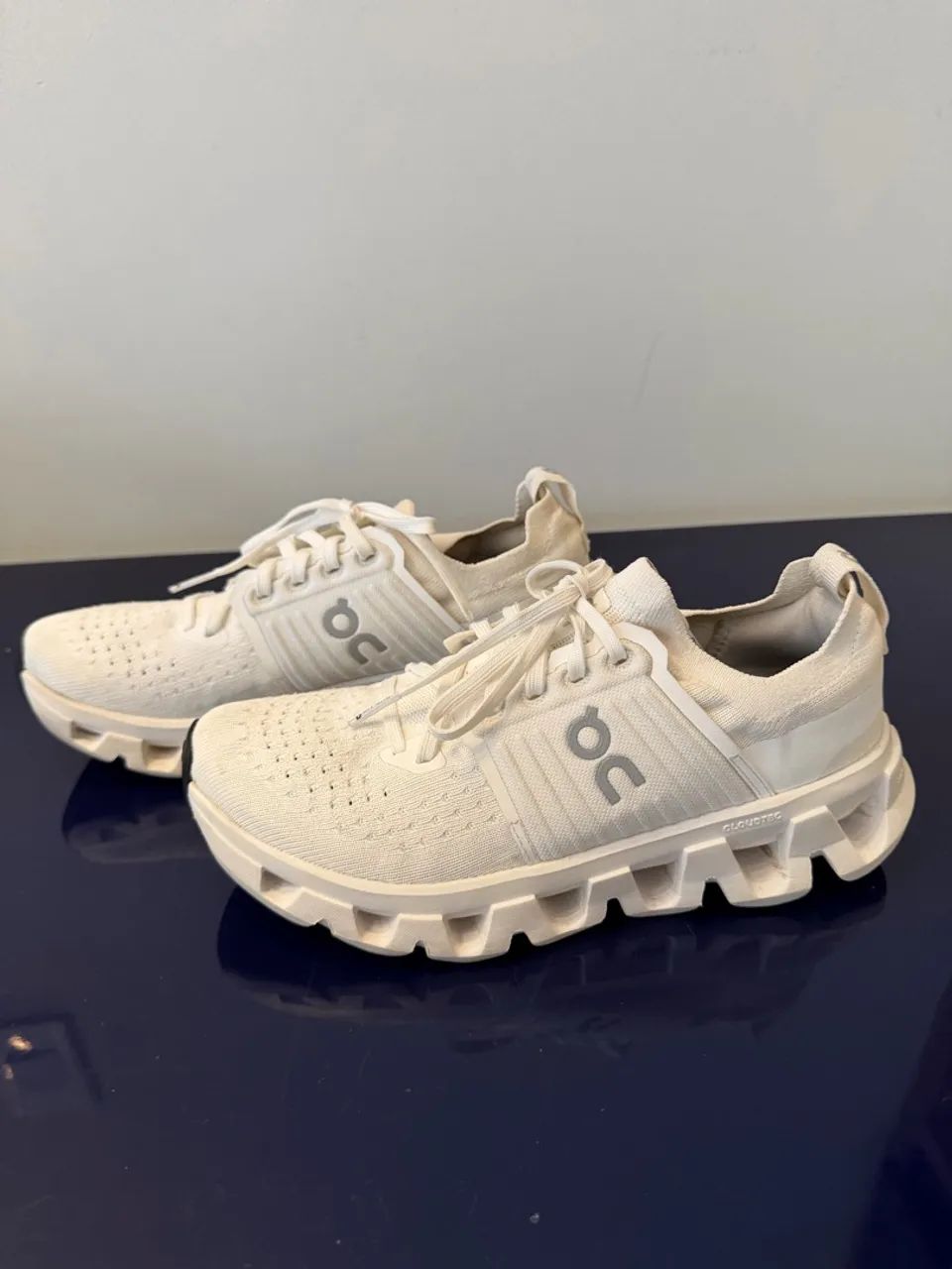 Tênis On Cloudswift 4