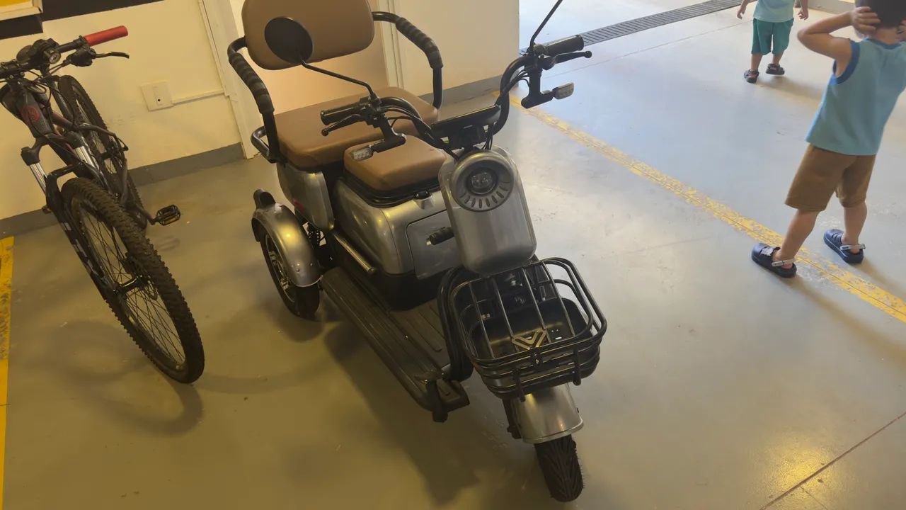 Triciclo auto propelido  - Foto 2