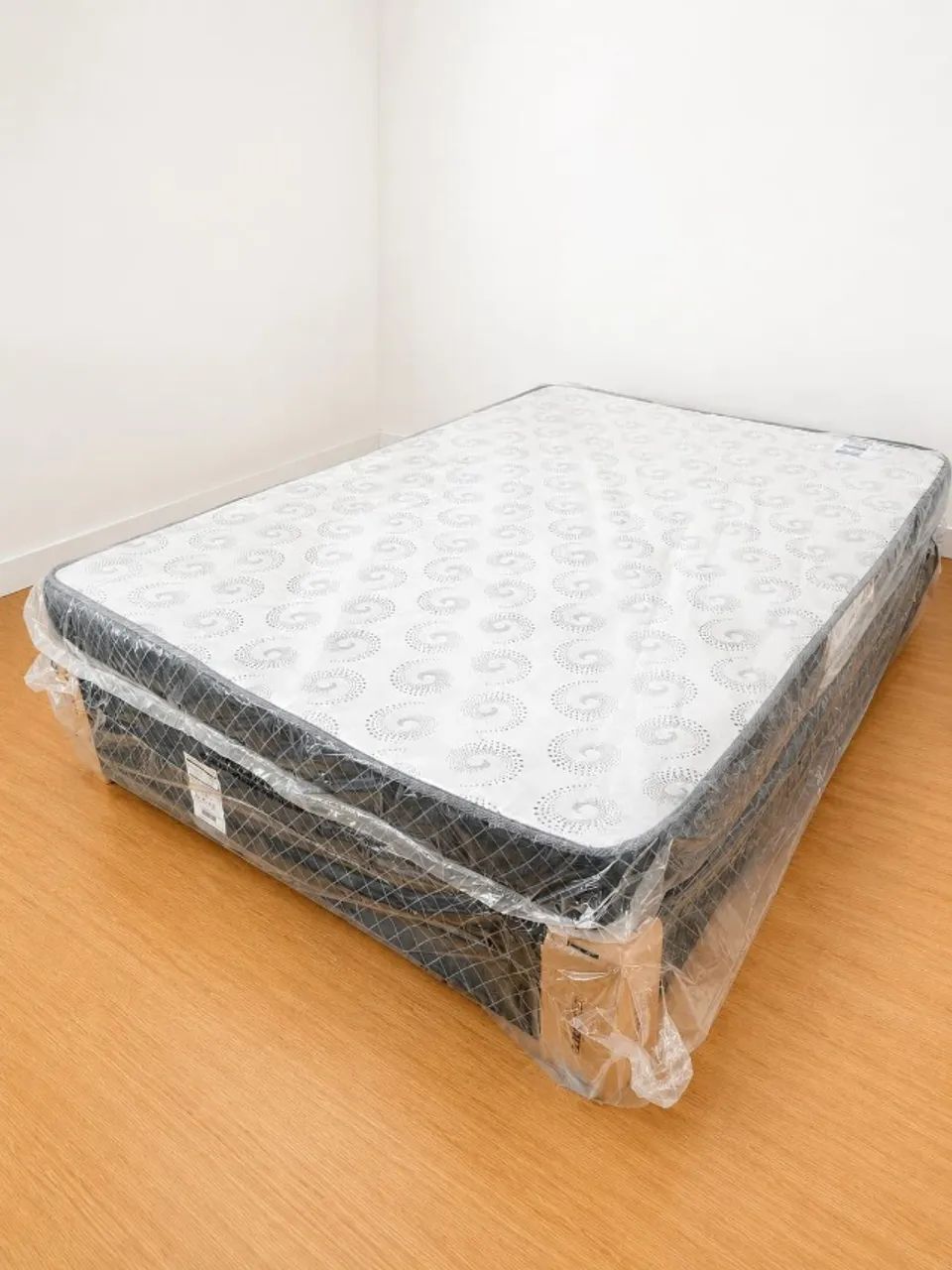 Conjunto Box Base + Colchão Casal D20 14cm - Novo