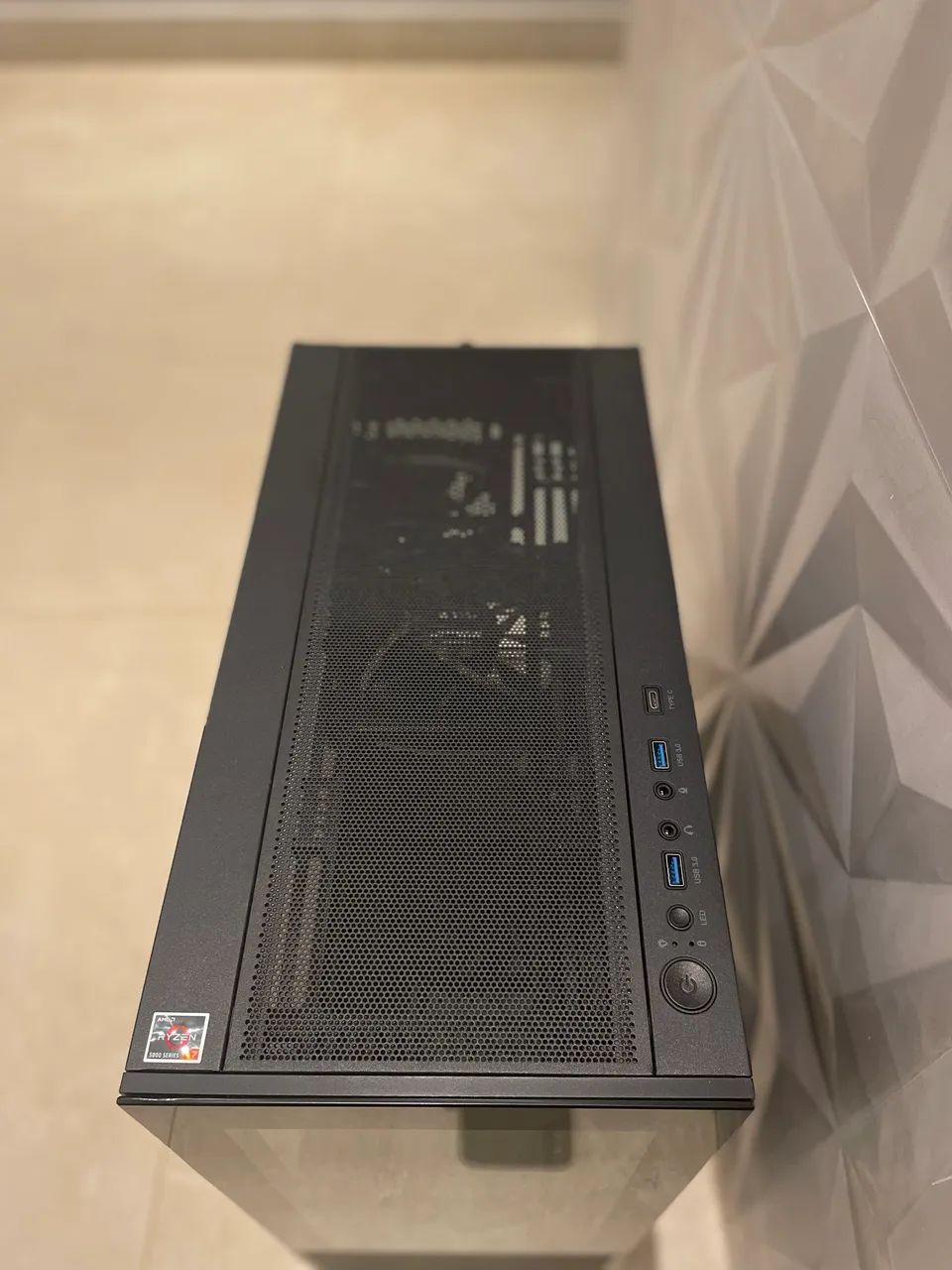 Gabinete Montech Sky Two - 4 Fans - Foto 3