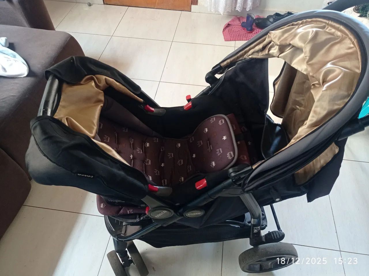 Carrinho de bebê Cosco + bebê conforto  - Foto 4