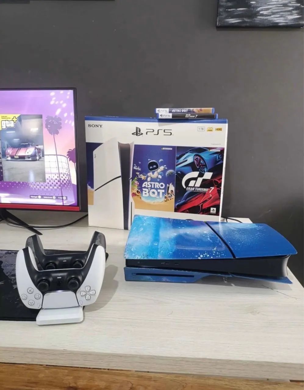 PS5 Slim + 2 Controles + 2 Jogos - Foto 3