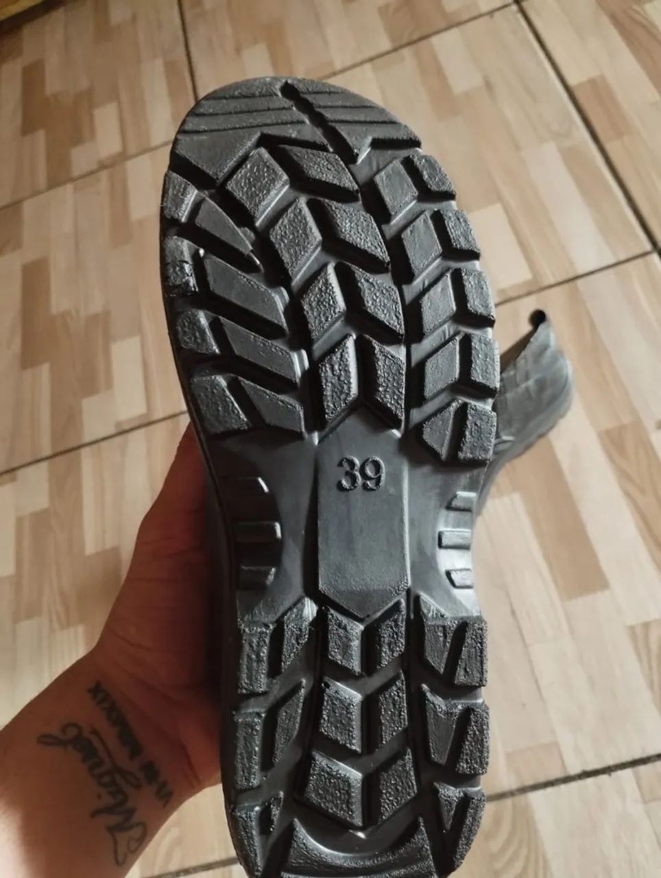 Bota para trabalho - Foto 2